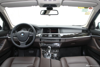 2014款宝马5系525Li 2.0T自动豪华设计套装图片