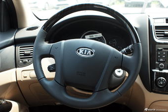 2013款狮跑2.0L GL自动两驱版