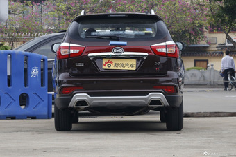 2015款比亚迪S7升级版1.5T手动尊贵型