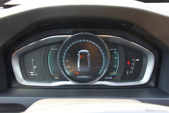 2015款沃尔沃S60L 2.0T T5 智驭版到店实拍