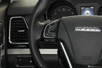 2015款哈弗H6 Coupe 2.0T自动两驱尊贵型