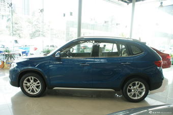 2012款中华V5 1.6L手动豪华型