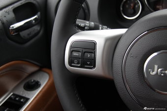 2014款Jeep指南者