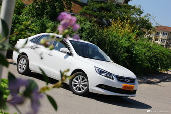 2013款 艾瑞泽7 1.6L DVVT CVT致尊版实拍