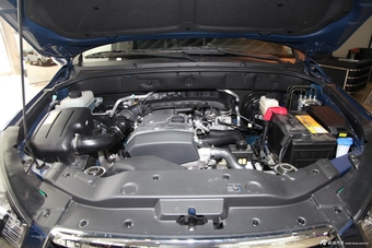 2014款爱腾2.3L四驱自动豪华汽油版