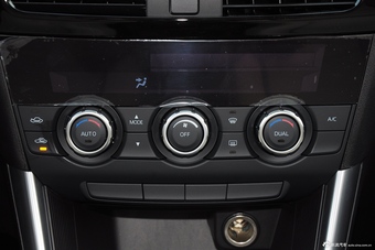 2015款马自达CX-5 2.0L手动两驱舒适型