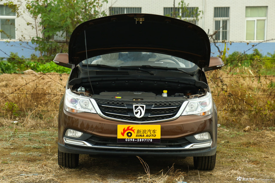 2016款宝骏730 1.8L手动舒适型