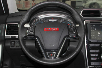 2015款哈弗H2 1.5T自动两驱尊贵版