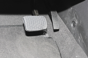 2014款昂科拉1.4T自动两驱都市领先型