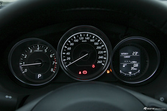 2015款阿特兹2.5L自动蓝天运动版