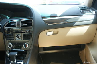 2012款中华V5 1.5T自动两驱豪华型