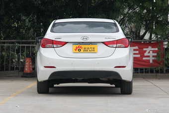 2013款朗动1.6L自动尊贵型