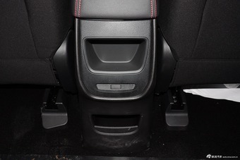 2015款 宝骏560 1.8L手动舒适型