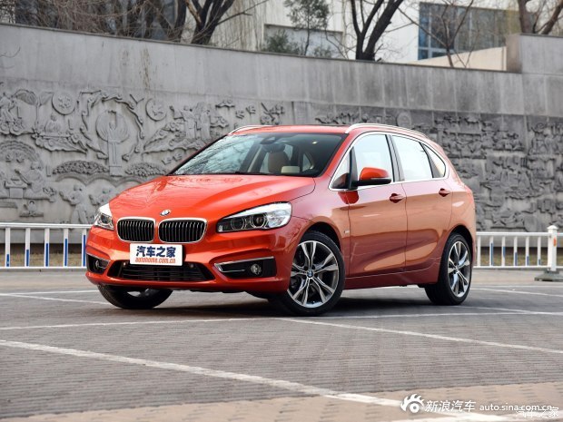 宝马2系旅行车