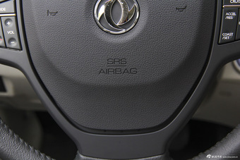 2016款风神A60 1.5L手动尊贵型