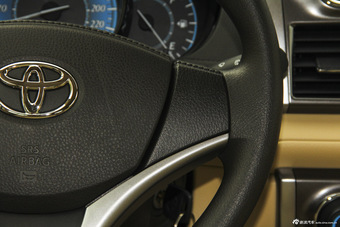 2016款YARiS L致炫1.5L自动劲速版