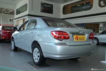 2013款花冠1.6L自动卓越版
