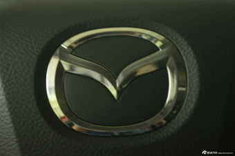 2012款马自达3星聘2厢