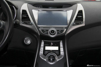 2013款朗动1.6L自动尊贵型