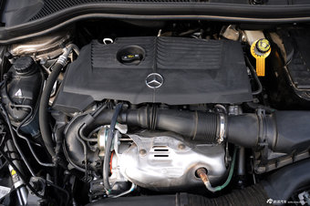 2012款奔驰B级实拍