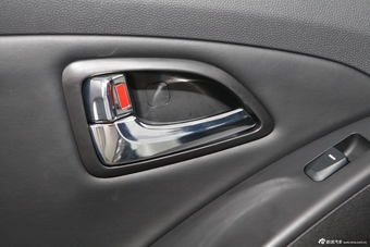 2013款北京现代ix35 2.0GLS自动两驱智能版 国V