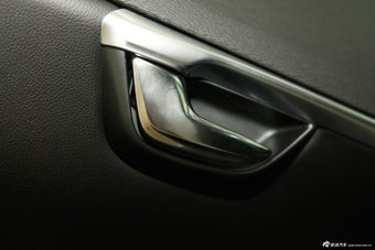 2015款沃尔沃V40 1.6T智逸版