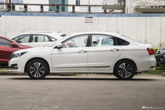 2016款风神A60 1.5L自动豪华型