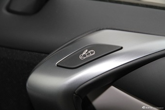 2014款宝马i8 1.5T标准版