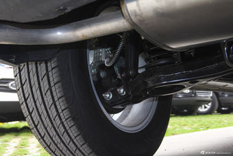 2015款众泰T600 1.5T手动精英型