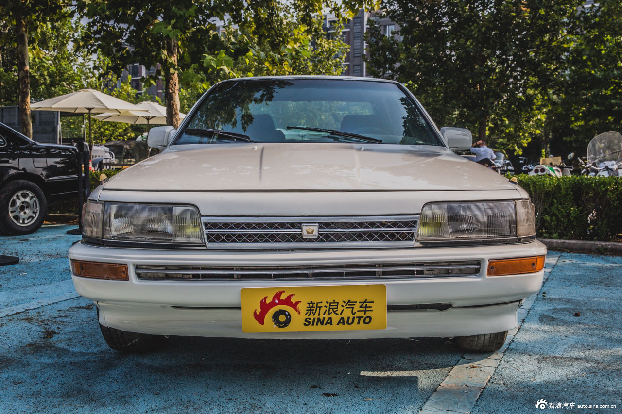 丰田凯美瑞全球家族亮相老爷车展