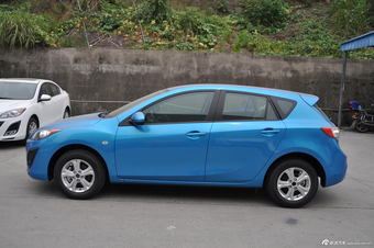 2012款马自达3星骋两厢1.6L手动舒适型