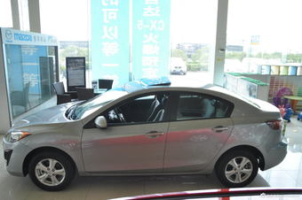 2013款马自达3星骋三厢1.6L手动精英型
