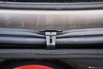 2016款捷豹XJL 3.0L自动SC四驱全景商务版