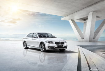 2016款宝马5系官方图