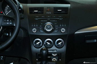 2013款马自达3星骋三厢1.6L手动精英型