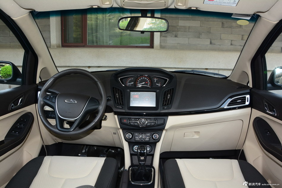 2015款艾瑞泽M7 1.8L手动宽适版