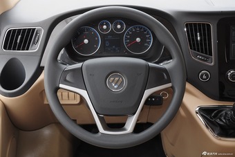 2015款图雅诺2.8T长轴商务版