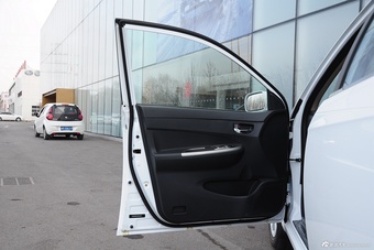 2015款比亚迪全新L3节能版1.5L自动舒适型