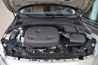 2017款沃尔沃V60 2.0T T5自动 智雅型