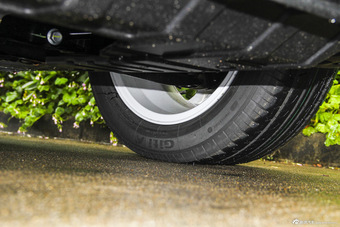 2016款长安CS15 1.5L手动时尚版