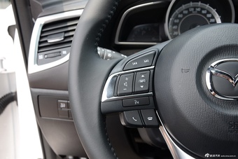 2016款马自达CX-4 2.5L自动四驱蓝天激情版