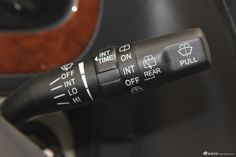 2016款金杯阁瑞斯2.0L手动快运舒适型