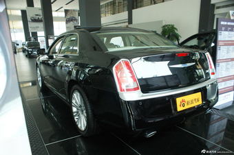 2013款克莱斯勒300C