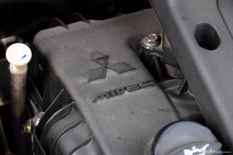 2013款东南V6菱仕高清实拍