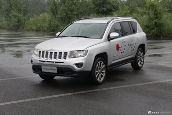 2014款Jeep指南者