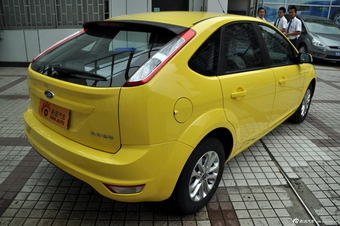 2013款福克斯两厢经典