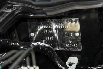 2013款帕杰罗·劲畅3.0L 自动四驱旗舰版