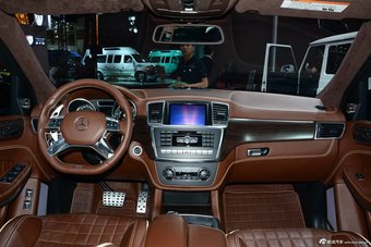 2015上海车展：巴博斯700GR