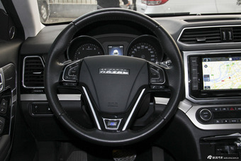 2015款哈弗H6 Coupe 2.0T自动两驱尊贵型