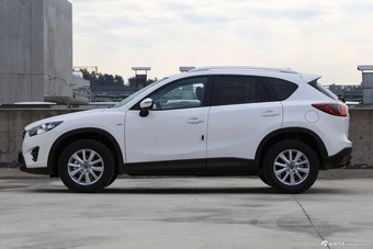 2015款马自达CX-5 2.0L自动四驱豪华型
